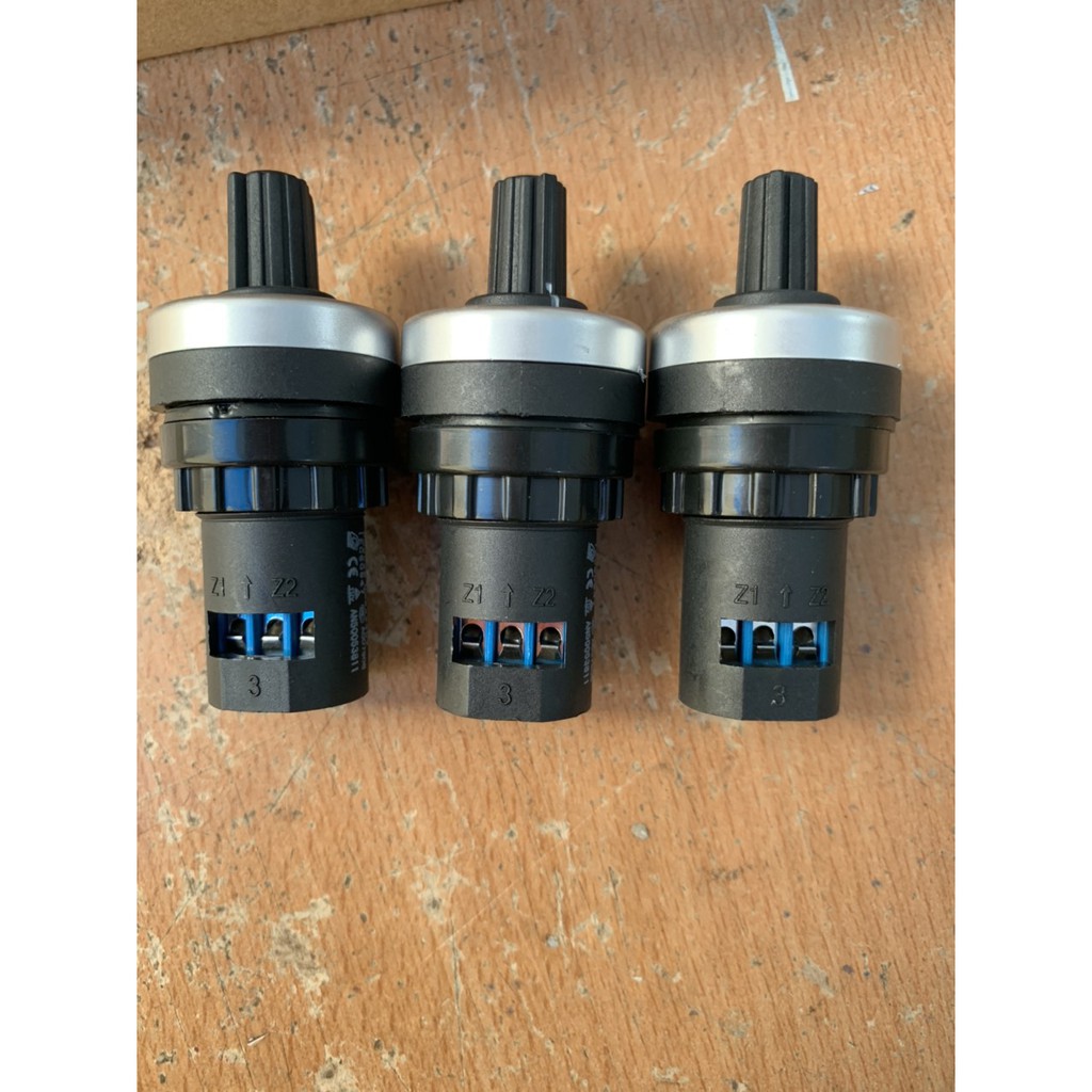 Chiết áp fi 22 xoay có sẵn chia vạch LA42Dwq 22    10k