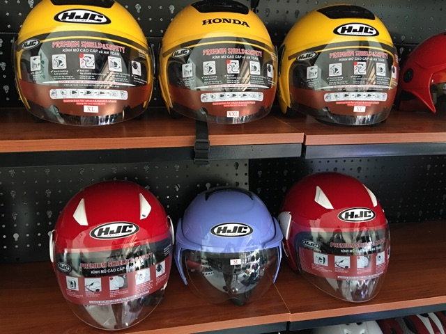 Kính mũ hjc ,honda ,yamaha