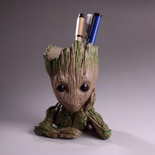 Chậu cây Groot in marvel