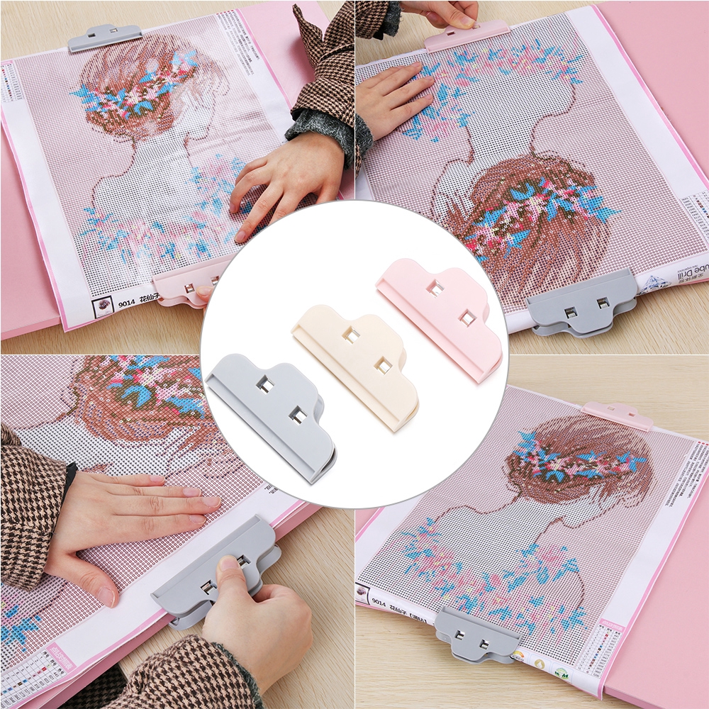 Set 2 Kẹp Tranh Thêu Chữ Thập Đính Đá Tiện Dụng