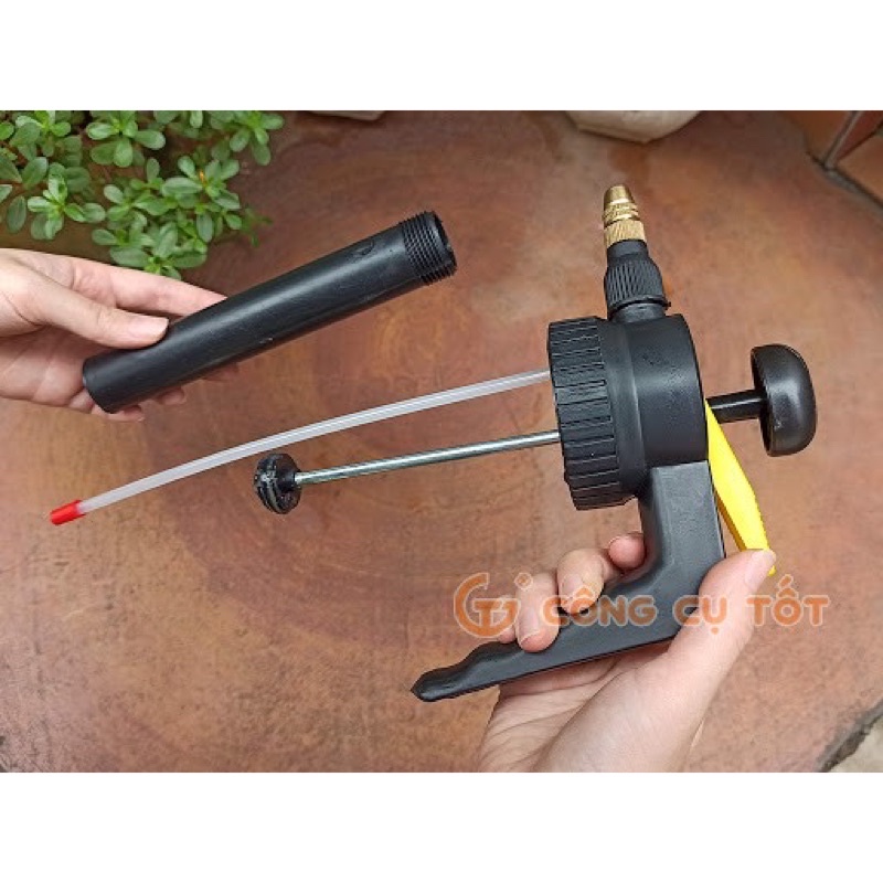 Bình tưới cây Dudaco 2 lít, bình phun sương tưới hoa cây cảnh chính hãng