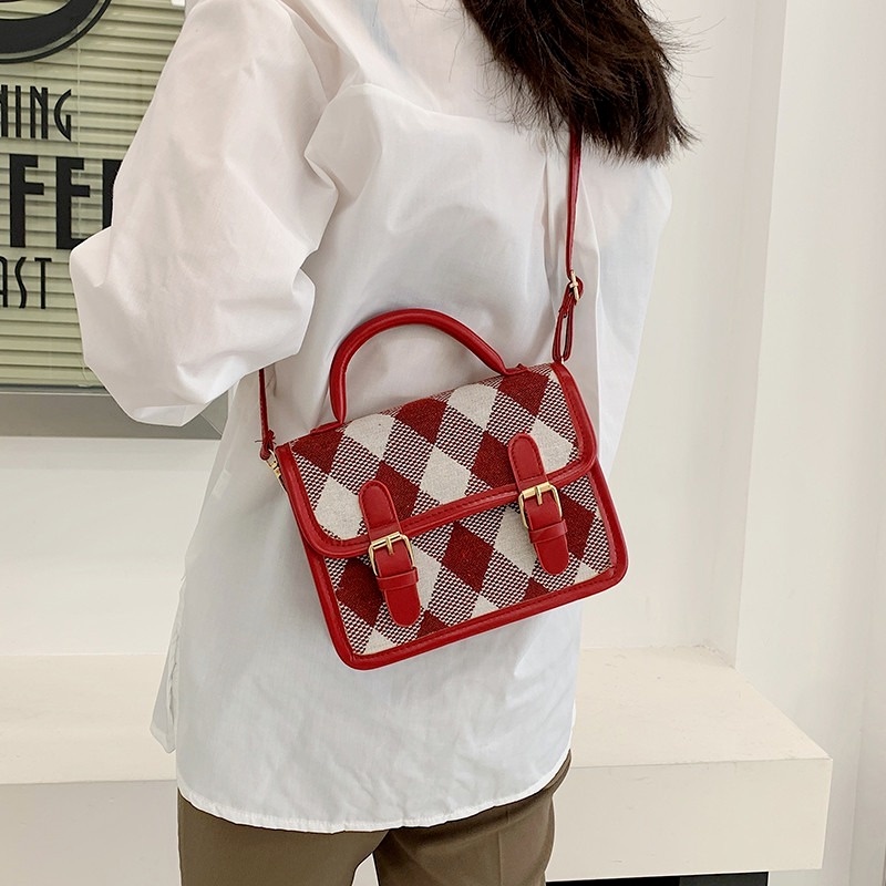 Túi Đeo Chéo Hình Vuông Nhỏ Mẫu Mới 2022 NB00361