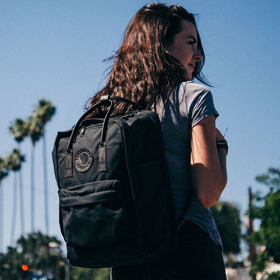 Balo Fjallraven Kanken No. 2 Black Edition