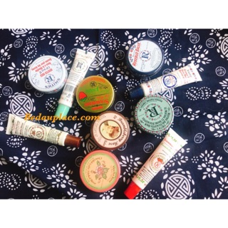 Dưỡng môi Smith’s Rosebud Salve