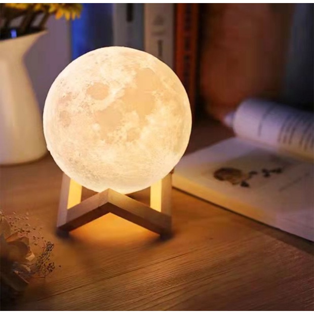 Đèn ngủ mặt trăng có pin sẵn kèm chân đế gỗ, đèn LED Moon Light để bàn trang trí phù hợp decor nhiều không gian 12cm