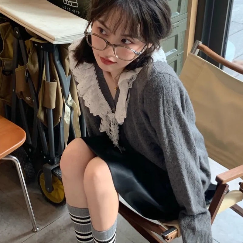 Áo khoác cardigan dệt kim dáng rộng phối ren thời trang thu đông cho nữ ins2021