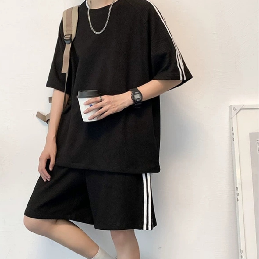 Bộ Áo Thun  Tay 3 Sọc Unisex  SoHa  Clothing Bộ áo phông tay lỡ  nam nữ kèm quần sooc ống rộng thể thao