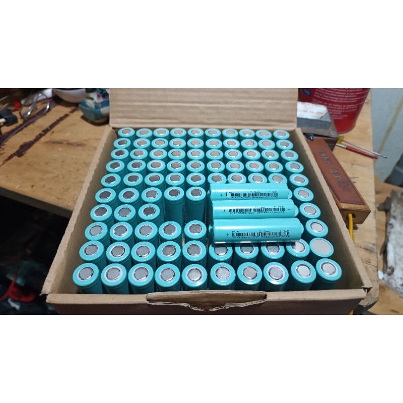 Pin Samsung , Eve , Hightstar 18650 lithium ion mới 100% 2000mah xả cao 20a