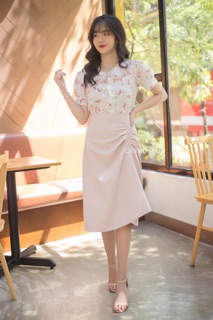 Áo hoa voan đục lỗ