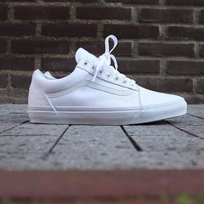 Giày Vans Old Skool trắng toàn bộ
