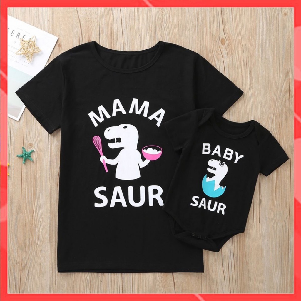 Áo đôi mẹ bé Familylove - Mẫu Đôi mẹ và bé Papa Mama Baby Saur