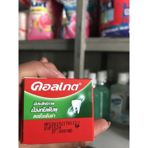 Combo 2 kem đánh răng Colgate  225g hương bạc hà tặng kèm