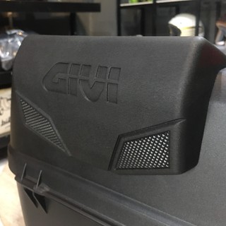 Tựa Lưng Của Thùng Givi B32N