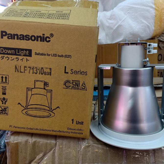 Đèn Chiếu Sáng 4inch Panasonic Nlp71310