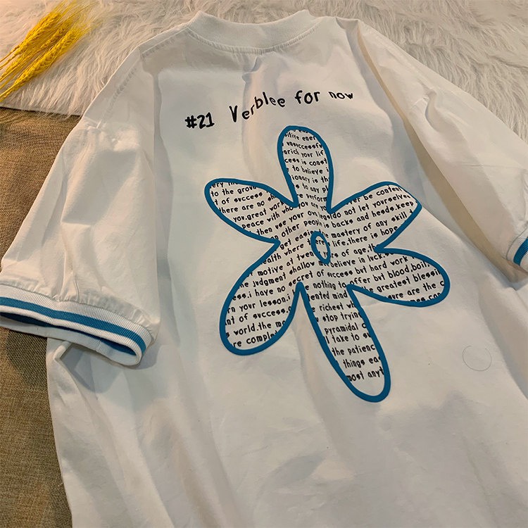 Áo sơ mi DISCO RUBY có 2 size L và XL from rộng unisex nam nữ mặc được, chất thô lụa, in hoạ tiết hoa chữ nổi bật