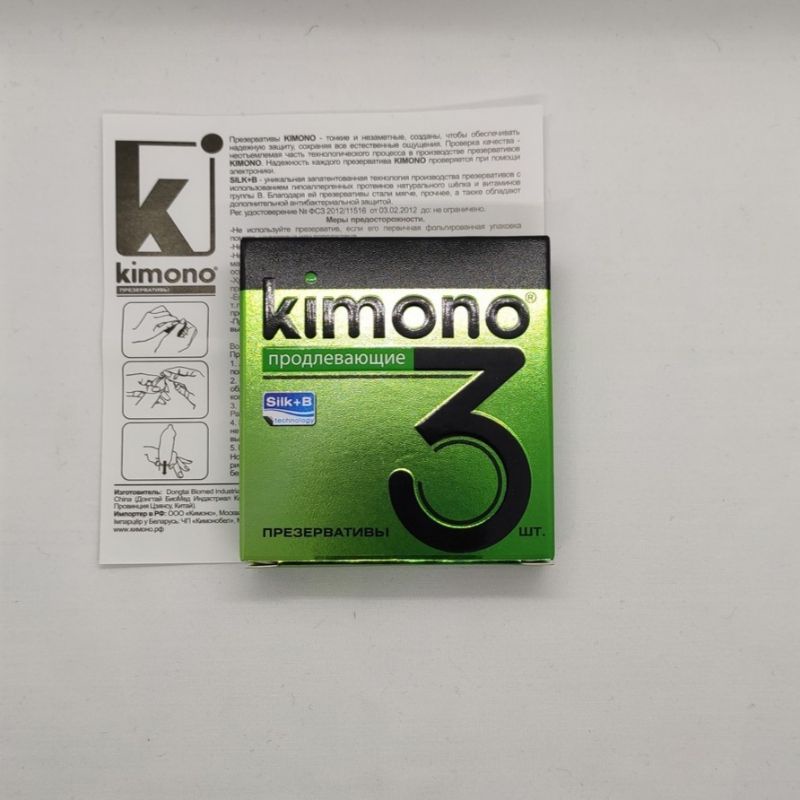 Bao cao su kéo dài thời gian siêu mỏng Kimono màu xanh lá 0.03mm hộp 3 cái