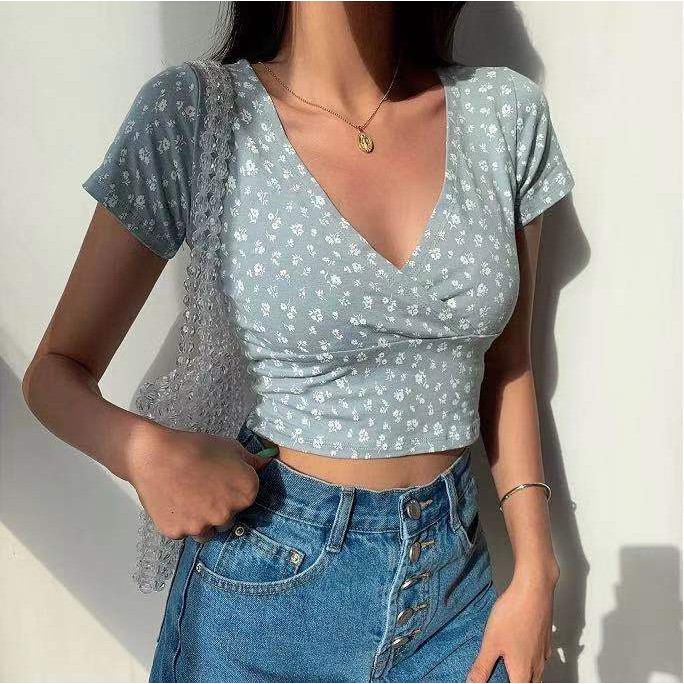Áo croptop cổ tim ôm body hoa nhí quyến rũ áo croptop cổ V-ACN3