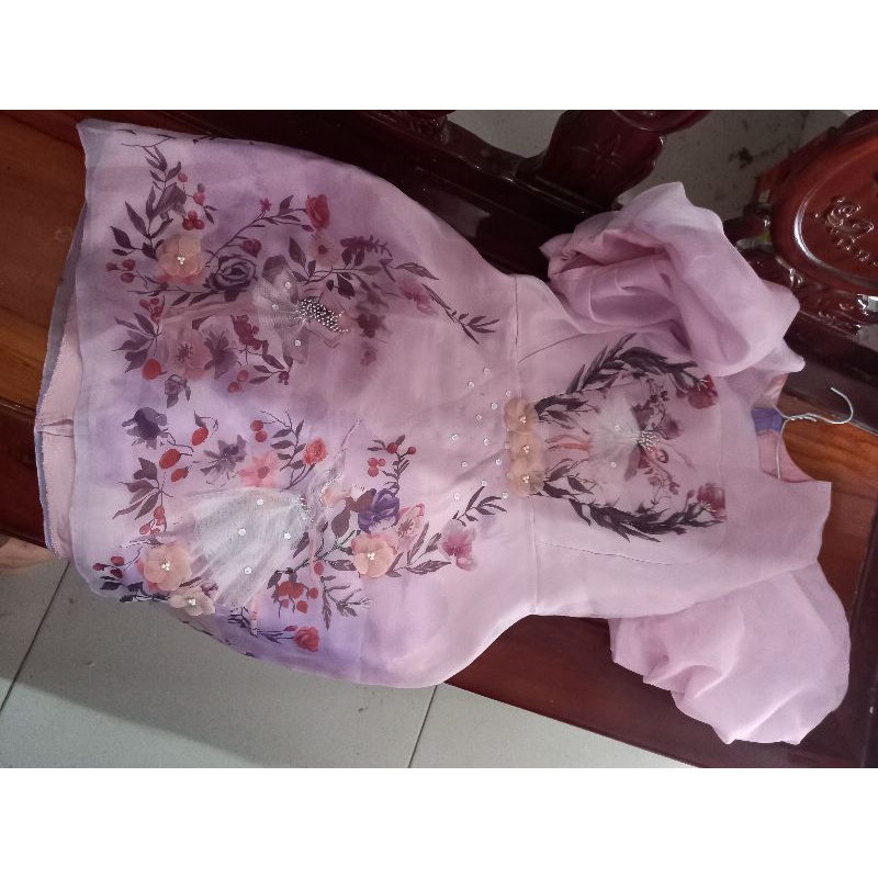 Váy công chúa hồng