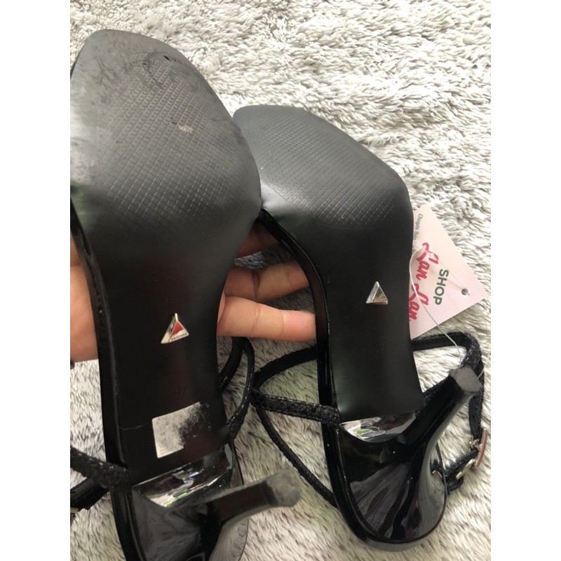 [Thanh lý] Giày Sandal, giày cao gót vân da rắn metallic Vascara size37( Hàng đẹp)