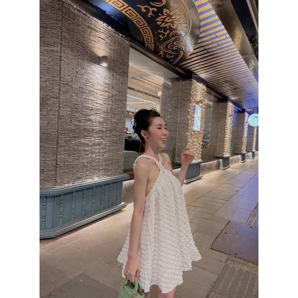 ĐẦM XỐP 2S CHÉO💙 𝐂𝐡𝐚̣̂𝐦 𝐥𝐚̣𝐢 𝐦𝐨̣̂𝐭 𝐜𝐡𝐮́𝐭, 𝐍𝐠𝐚̆́𝐦 𝐯𝐚́𝐲 𝐧𝐡𝐚̀ 𝐞𝐦 𝐯𝐚̀𝐢 𝐩𝐡𝐮́𝐭... 🖤🤎 1 chiếc v.áy siêu siêu tôn dáng, đảm bảo