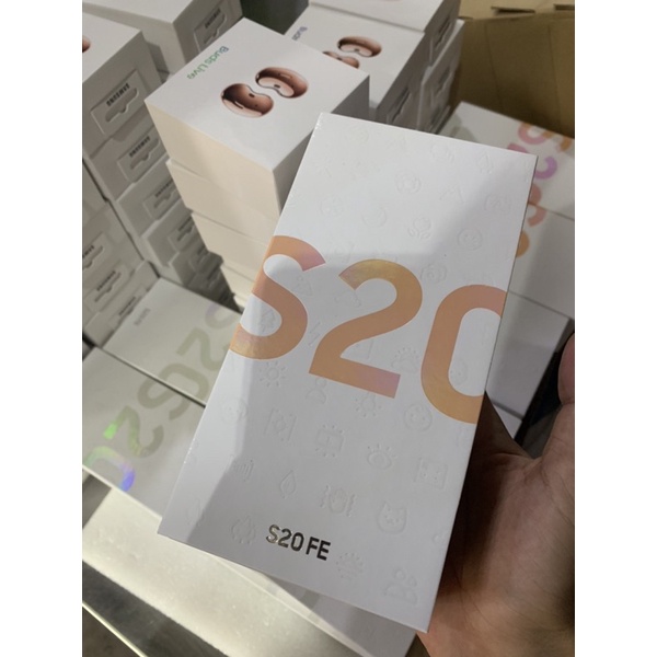 Điện thoại Samsung Galaxy S20 FE (8GB/256GB) - Hàng Chính Hãng | BigBuy360 - bigbuy360.vn