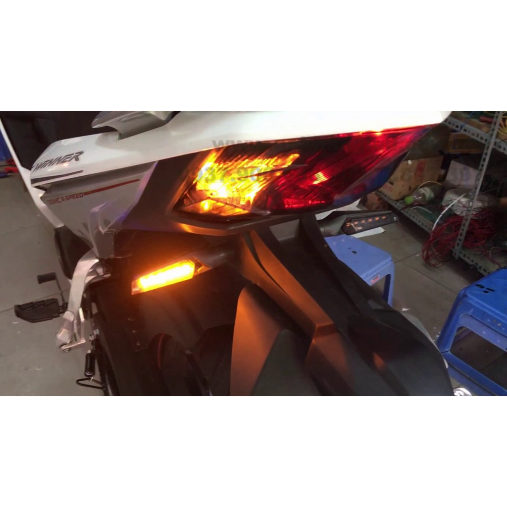 Xinhan 2 mặt L17 Shark power cho mọi loại xe máy