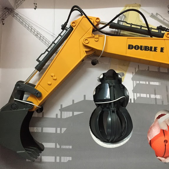 Xe xúc điều khiển từ xa 2 trong 1 Double Eagle E561-001