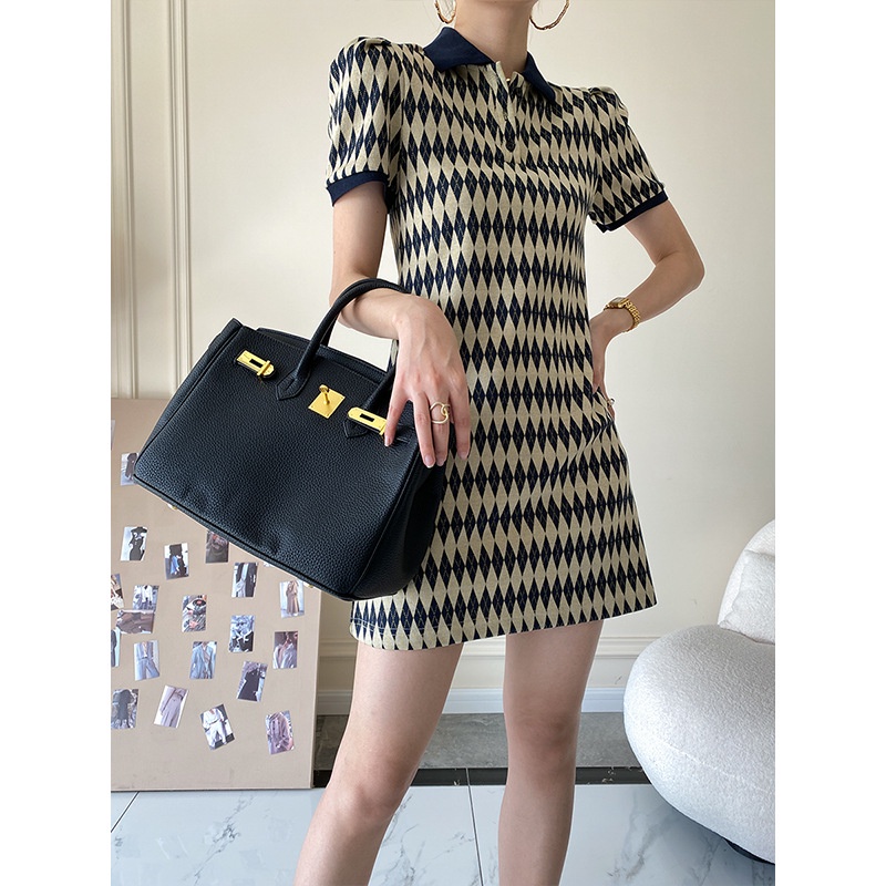 Đầm polo họa tiết hình thoi cổ phối với chất liệu thun mềm mát tay siêu dễ thương