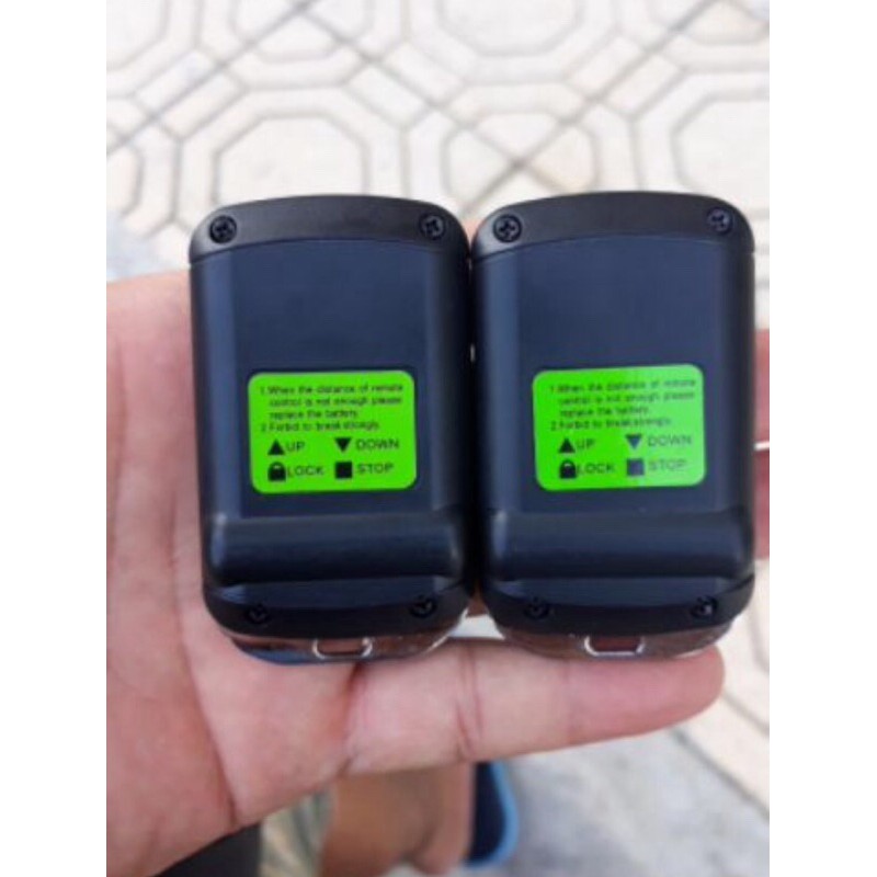 Remote cửa cuốn 8 mã gạt tần số 433mhz chống nước , dễ dàng sao chép
