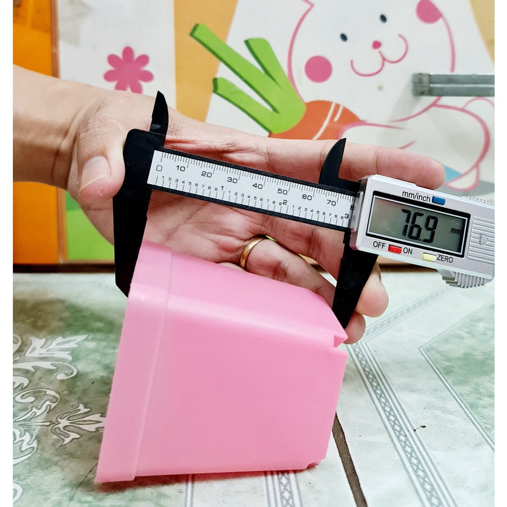 CHẬU TRỒNG SEN ĐÁ XƯƠNG RỒNG - KÍCH THƯỚC MIỆNG CHẬU 7CM x 7CM - nhiều màu - SET 10 - 50 CÁ