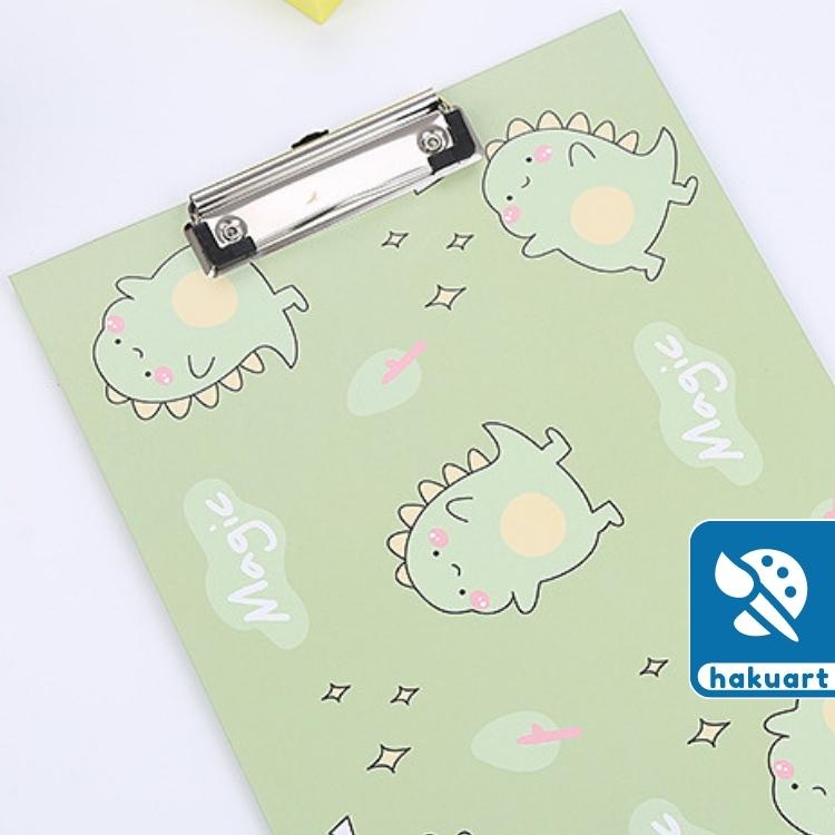 Bảng Kẹp Giấy In Hình Họa Tiết Khủng Long Dễ Thương - Văn Phòng Phẩm Haku