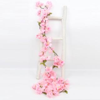 Nhánh hoa đào giả dùng trang trí