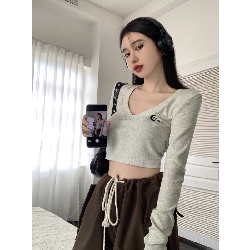 Áo Thun Lửng Tay Dài Cổ V Quyến Rũ Dành Cho Nữ