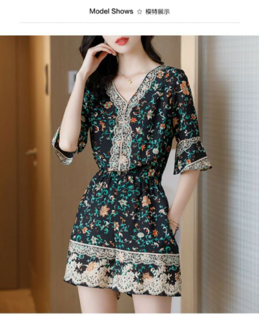 Hàng nhập - Jumpsuit ngắn hoa nhí, bộ jum đồ bay viền ren