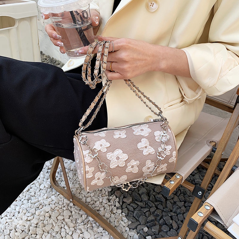 Túi đeo chéo hình trụ mini dây xích thời trang túi đeo vai kẹp nách hình trụ cá tính