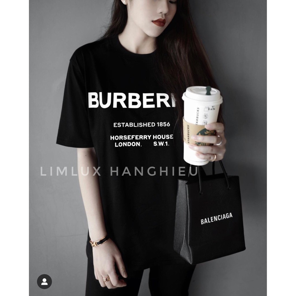 Áo phông BBR Burberry thiết kế đơn giản mà vẫn ang chảnh in công nghệ DTG bao giặt máy, đủ 2 màu đen-trắng
