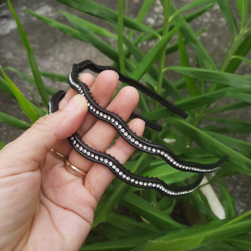 Bờm cài tóc dợn sóng đính soàn 1 hàng màu đen