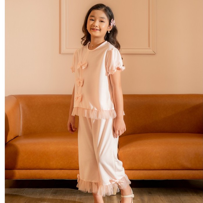 Set bộ đồ nơ hồng 137Kids cotton thun lạnh cho bé gái quần lửng phối ren dễ thương