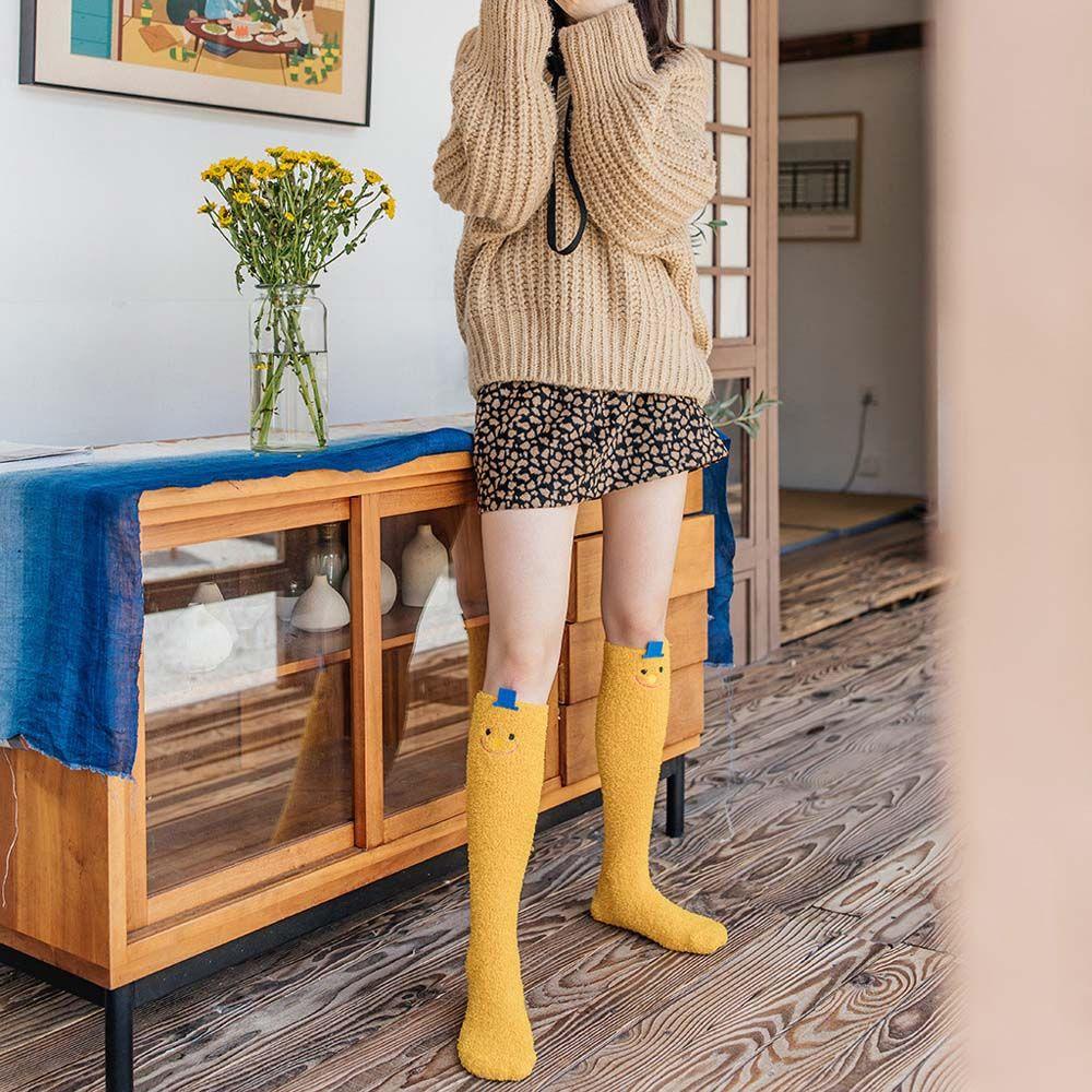 Vớ Lông Cừu San Hô Mềm Mại Cổ Cao In Hình Gấu Hoạt Hình Dễ Thương Thích Hợp Làm Quà Tặng Mùa Thu Đông