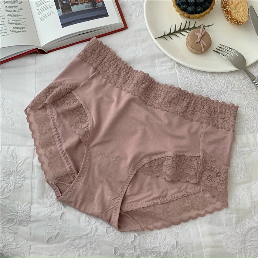Quần lót nữ Embra ren cạp vừa lót cotton kháng khuẩn cao cấp EBQL51