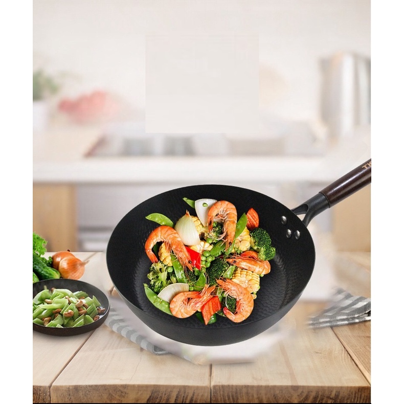 Chảo Thép Carbon Siêu Chống Dính Cán Gỗ Sang Trọng, Lịch Sự