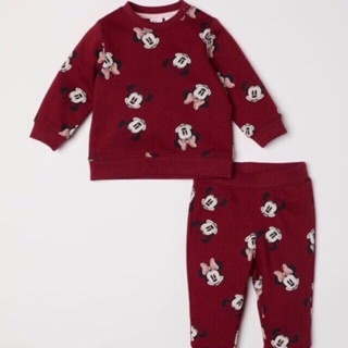 Bộ nỉ next đỏ mickey bé gái đẹp ko gì vết à.giảm 20k/bộ