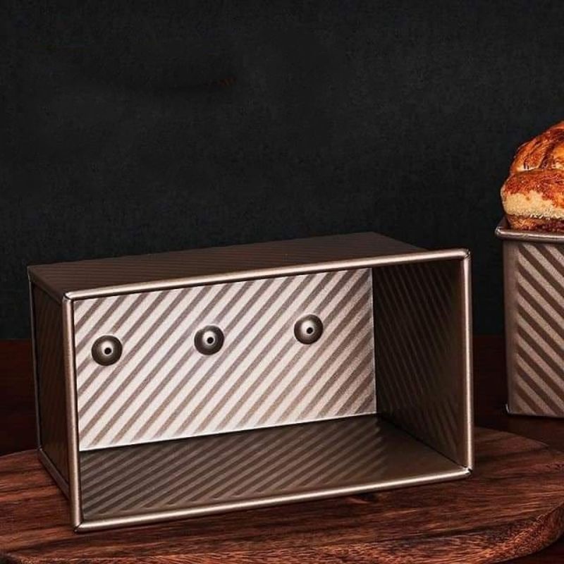 khuôn bánh mì gối 450gr (CHỐNG DÍNH, CÓ NẮP)