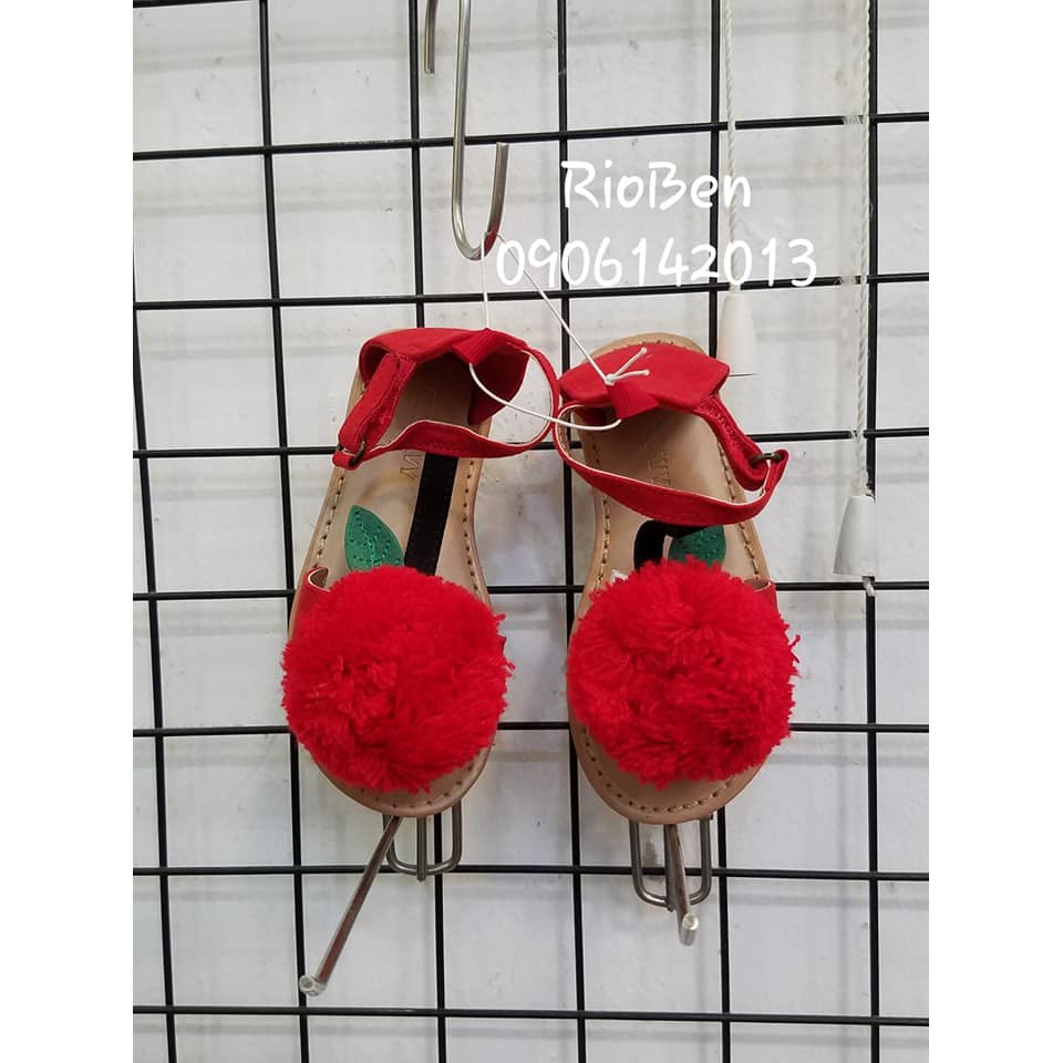 Sandal ON xuất dư xịn, màu đỏ nổi lắm ah, dáng đẹp lắm, đi lên chân xinh lắm