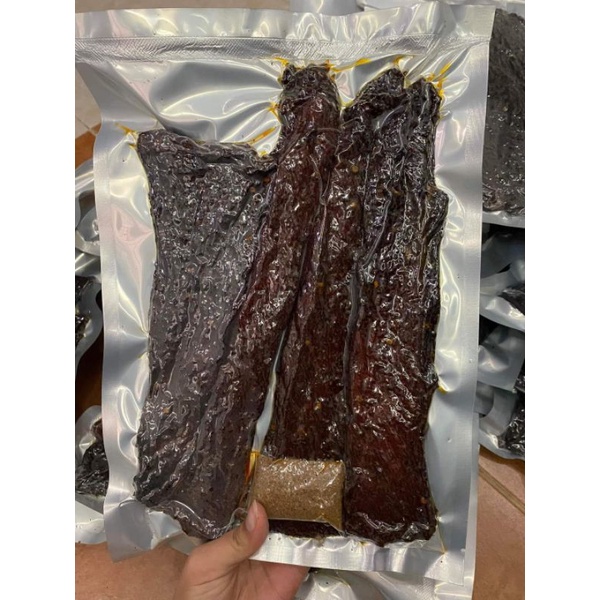 Thịt trâu gác bếp Tây Bắc thơm mùi Hạt dổi , Mắc khén, Tặng kèm Chẩm Chéo 500Gr | BigBuy360 - bigbuy360.vn