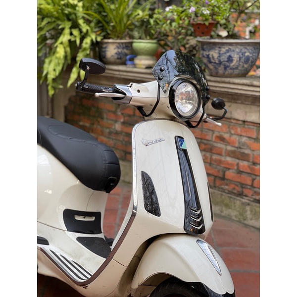Kính Chắn Gió Vespa Hàng Hãng Cao Cấp Cho Sprint Primavera GTS Loại Thấp
