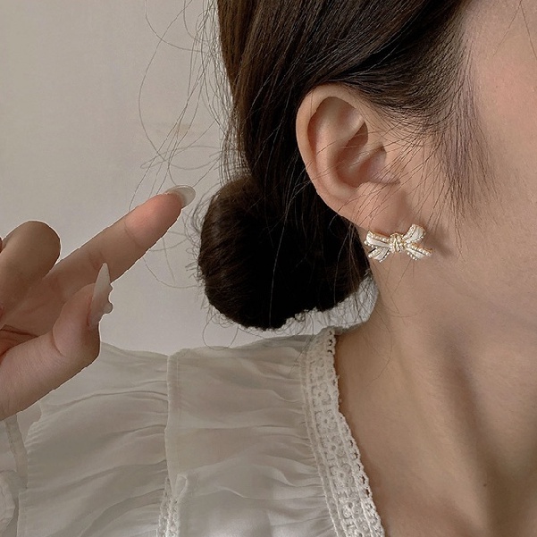 Bông tai ngọc trai đơn giản