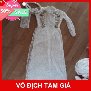 Áo dài cô dâu trắng tinh khôi