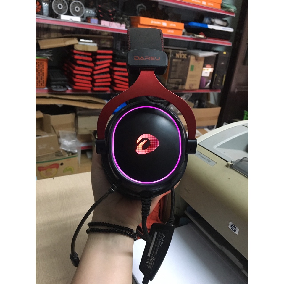 Tai nghe cũ gaming DARE-U EH416 RGB giả lập 7.1 cắm cổng USB,Mic bắt tốt. Đẹp. Nghe nhạc bao phe^^