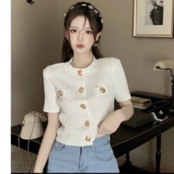 Áo len mongtoghi cúc vàng to hàng Quảng Châu